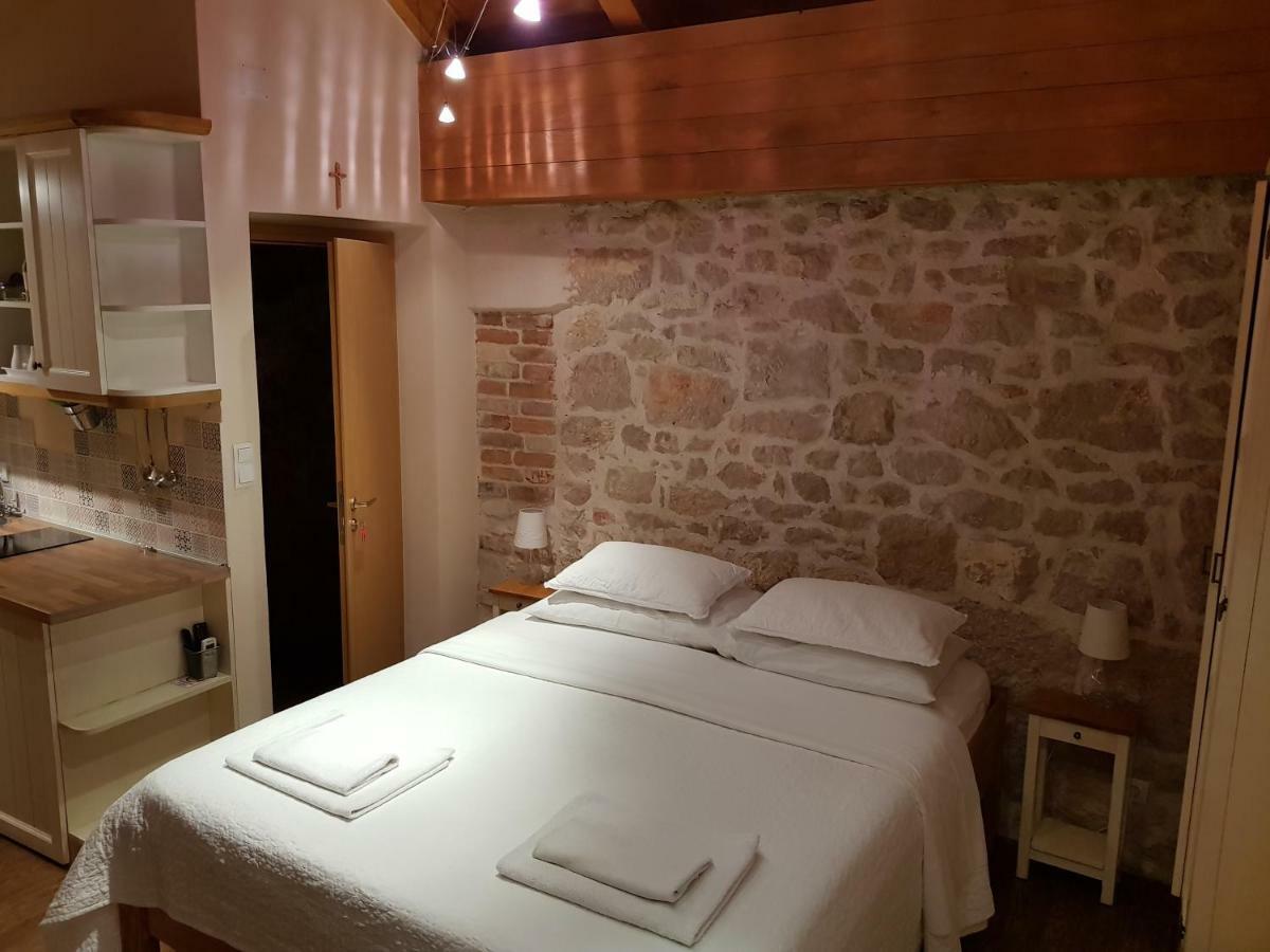 Dvori svetog Mihaela Apartment Sibenik Luaran gambar