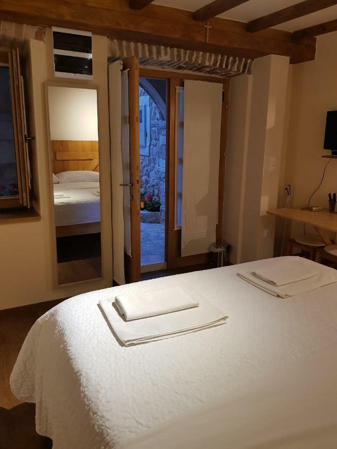 Dvori svetog Mihaela Apartment Sibenik Luaran gambar