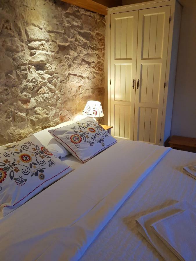 Dvori svetog Mihaela Apartment Sibenik Luaran gambar